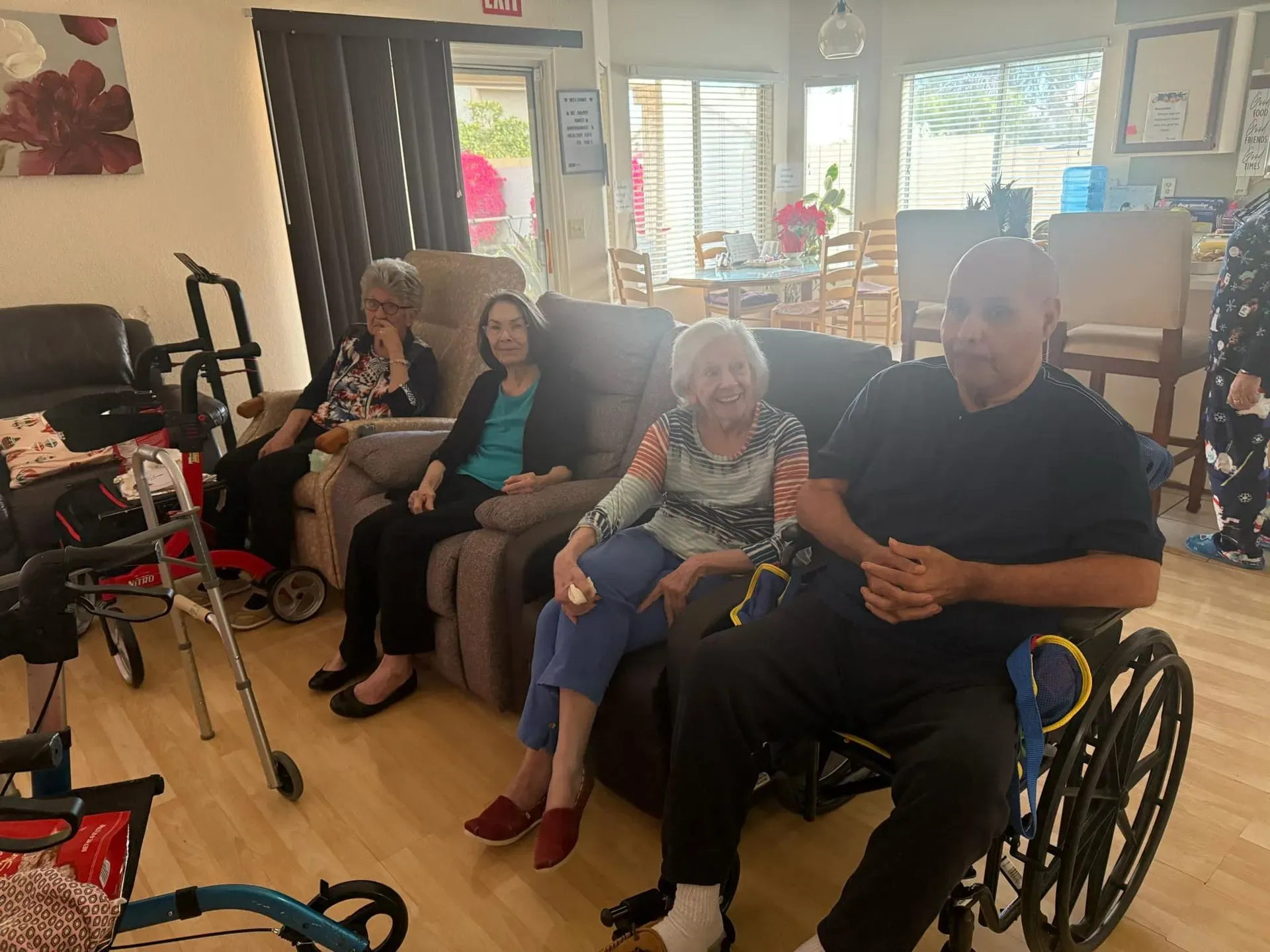 Common Area, Happy & Healthy Assisted Living Home, Llc, Assisted Living in Phoenix, AZ