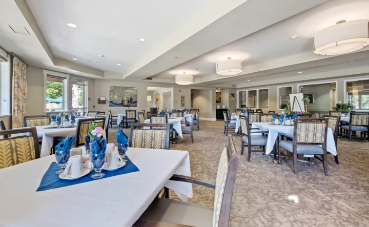 Carmel Village At Clovis - Dining Room