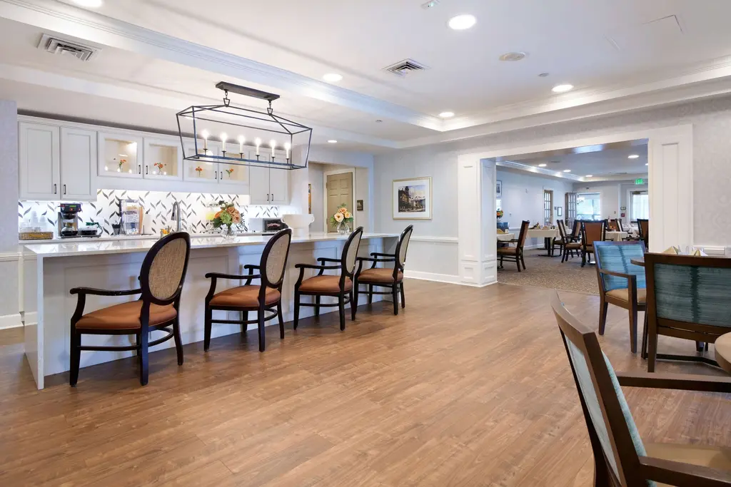 Sunrise at Pinehurst | Bistro, Sunrise Assisted Living at Pinehurst, Assisted Living in Denver, CO