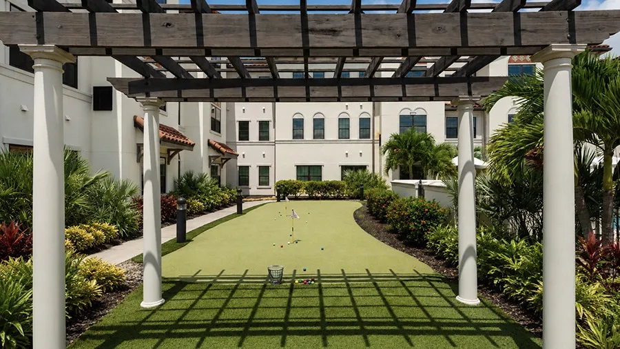 American House Coconut Point - Courtyard