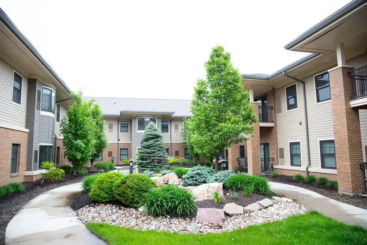 The Heritage At Legacy - Courtyard