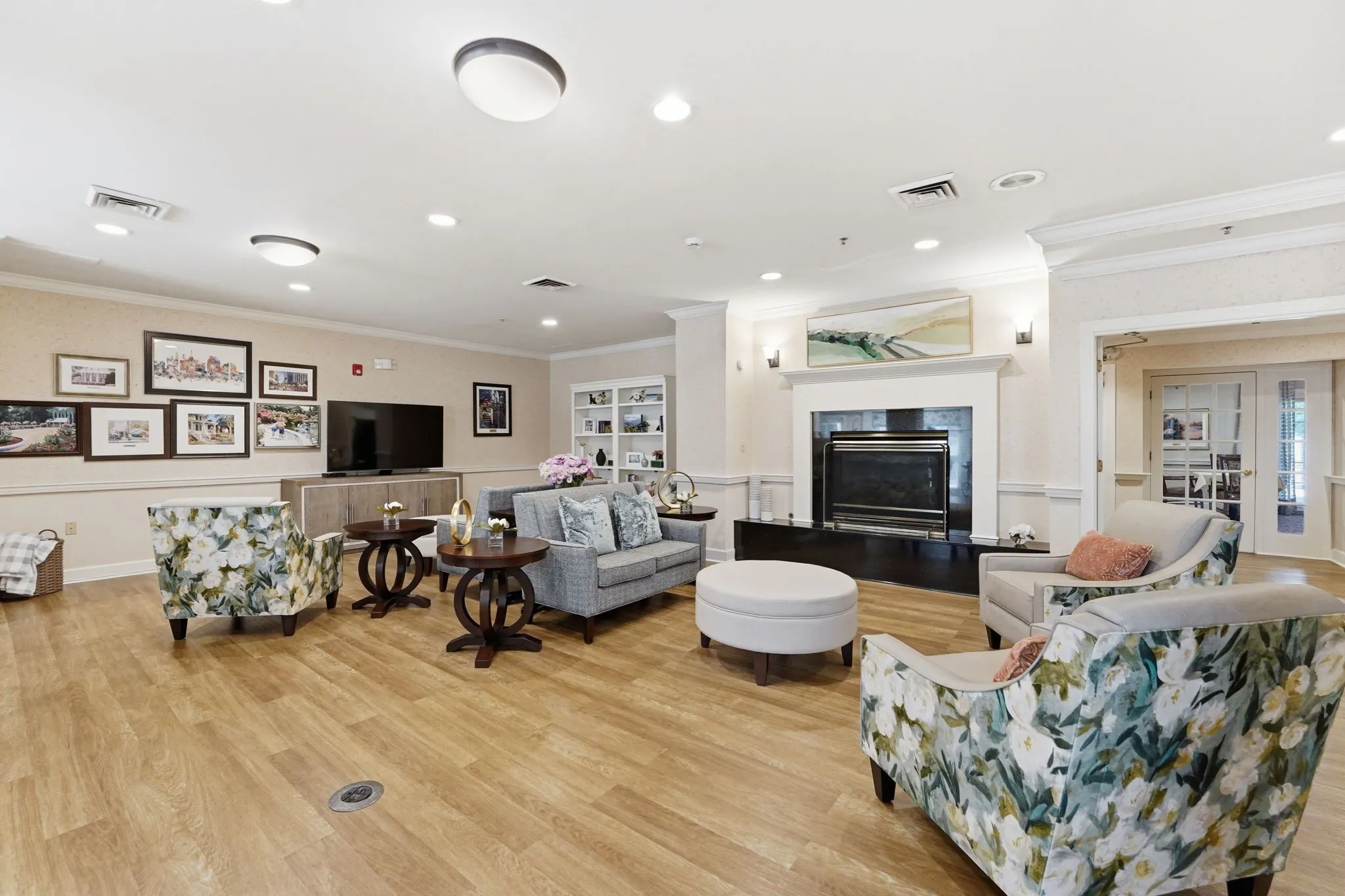 Living Room, Sunrise of Raleigh, Assisted Living in Raleigh, NC