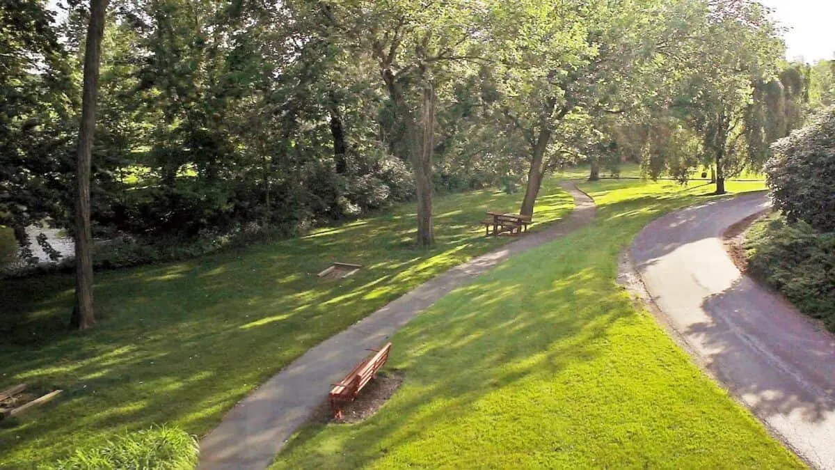 Grounds at the Woods at Cedar Run