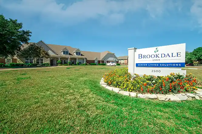 Brookdale Ennis in Ennis, TX - Overview and further information