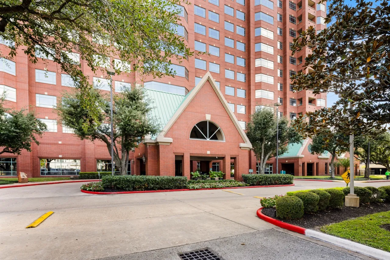 Exterior, The Forum at Memorial Woods Healthcare Center, Nursing Home in Houston, TX
